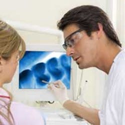 Content Dam Diq Online Articles 2015 12 Dentist Speaking To Patient Dreamstime Article Thumbnail