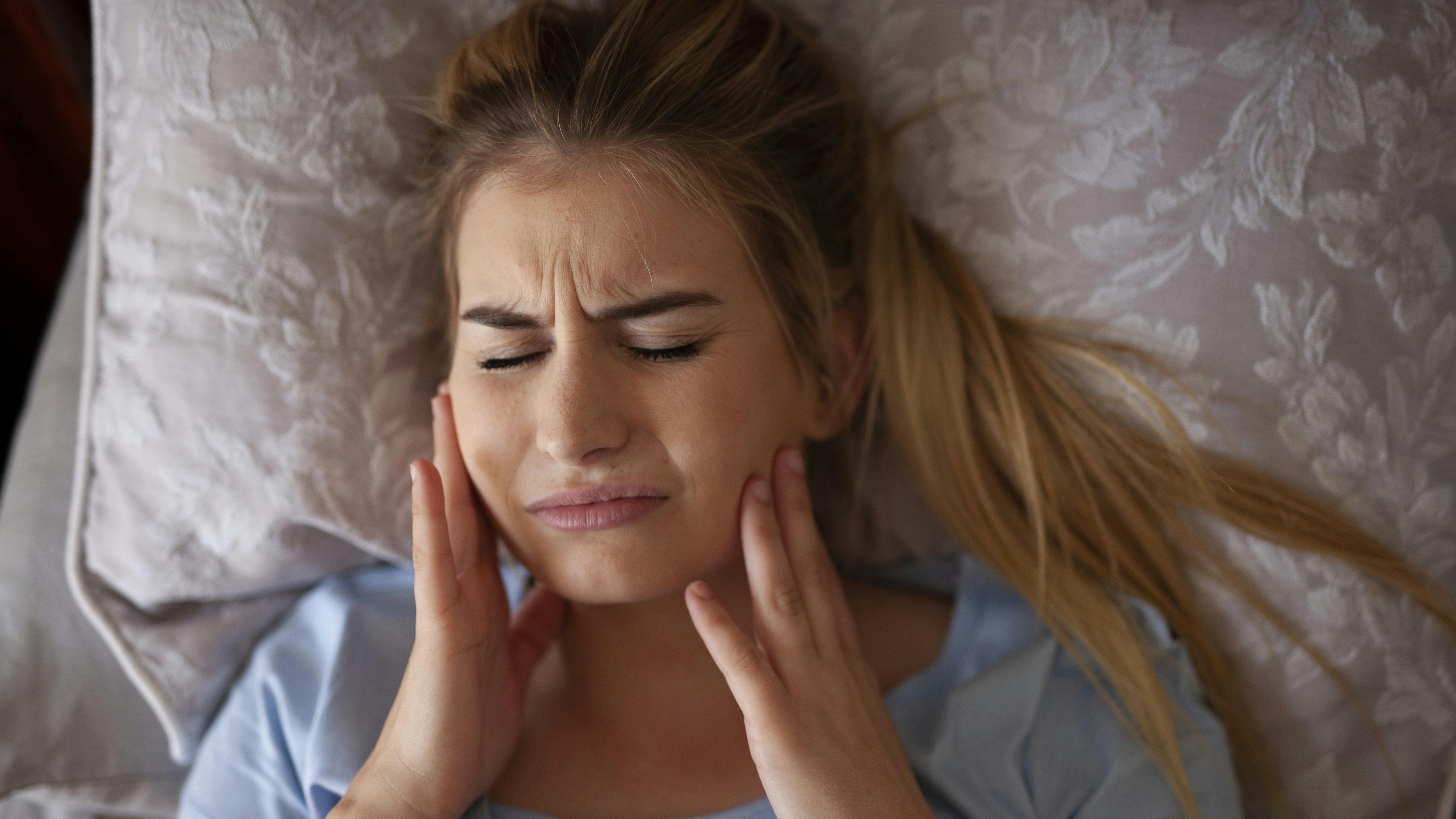 Low magnesium levels and tooth grinding